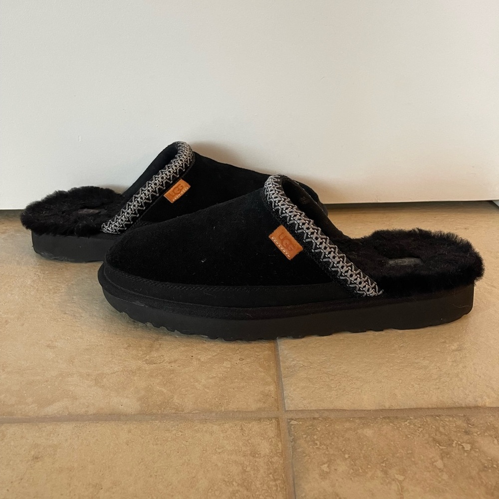 UGG Tasman Slides